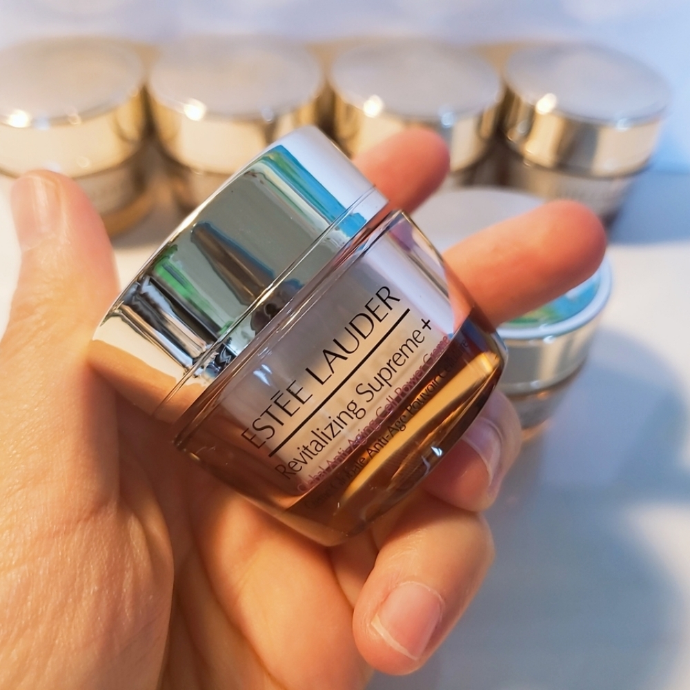 Estee Lauder revitalizing supreme+ 0.5oz (Unbox)